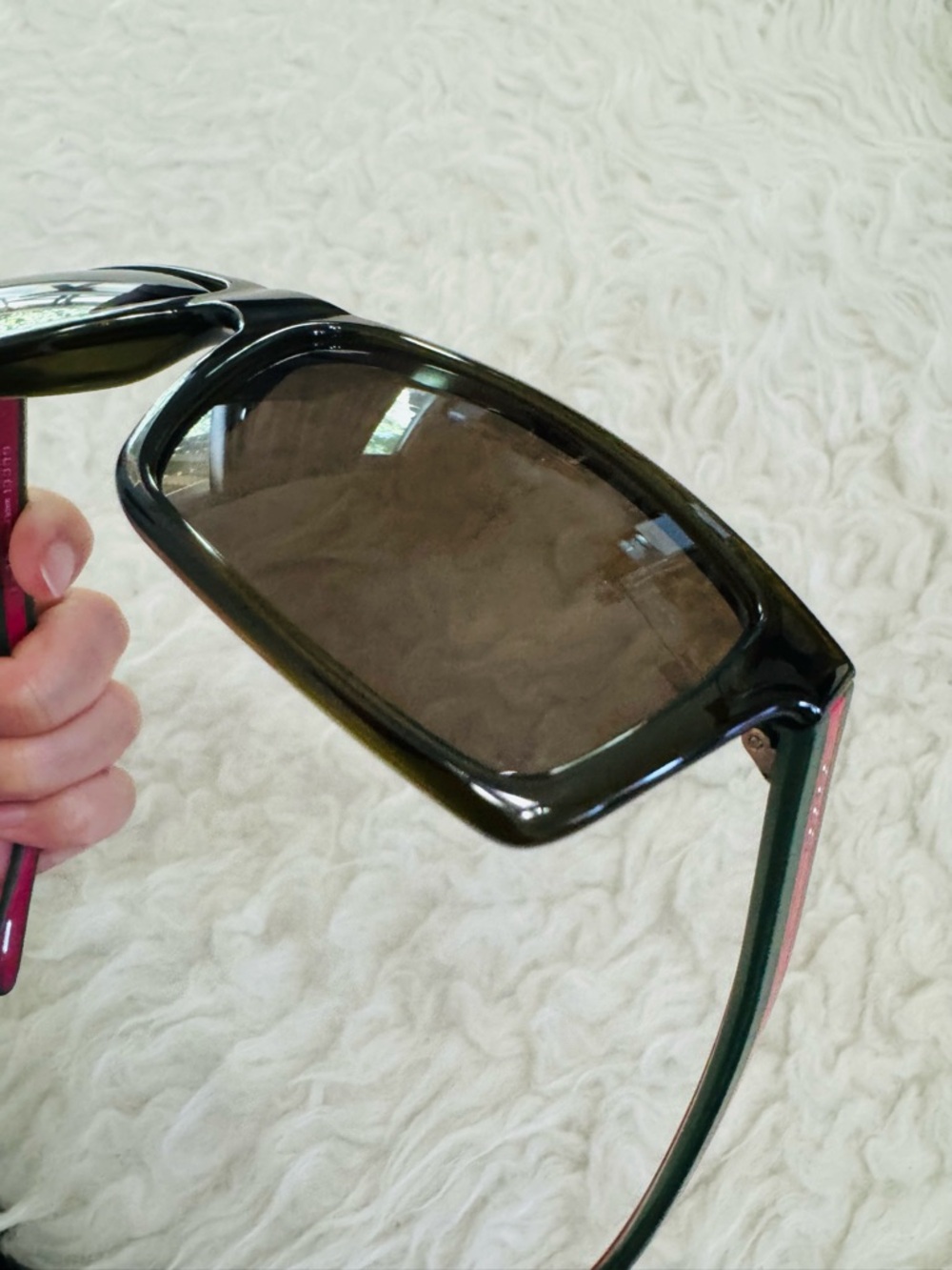 Gucci Black Frame Sunglasses with Cherryline Temples - Picture 7 of 10